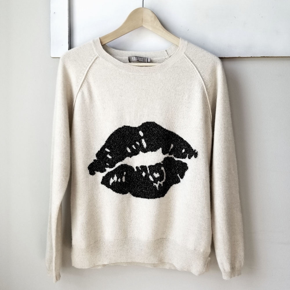 Cashmere sweater